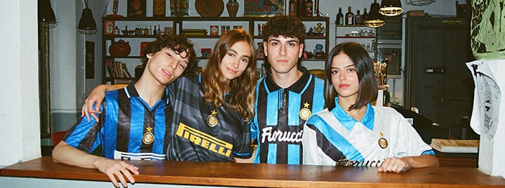 Retro Jersey Copa: vintage t-shirts & hoodies | インテル Retro Jersey Copa: vintage t-shirts & hoodies | インテル