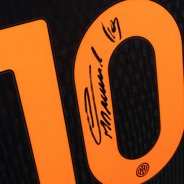 INTER FOURTH MATCH JERSEY 2025/26 SIGNED LAUTARO