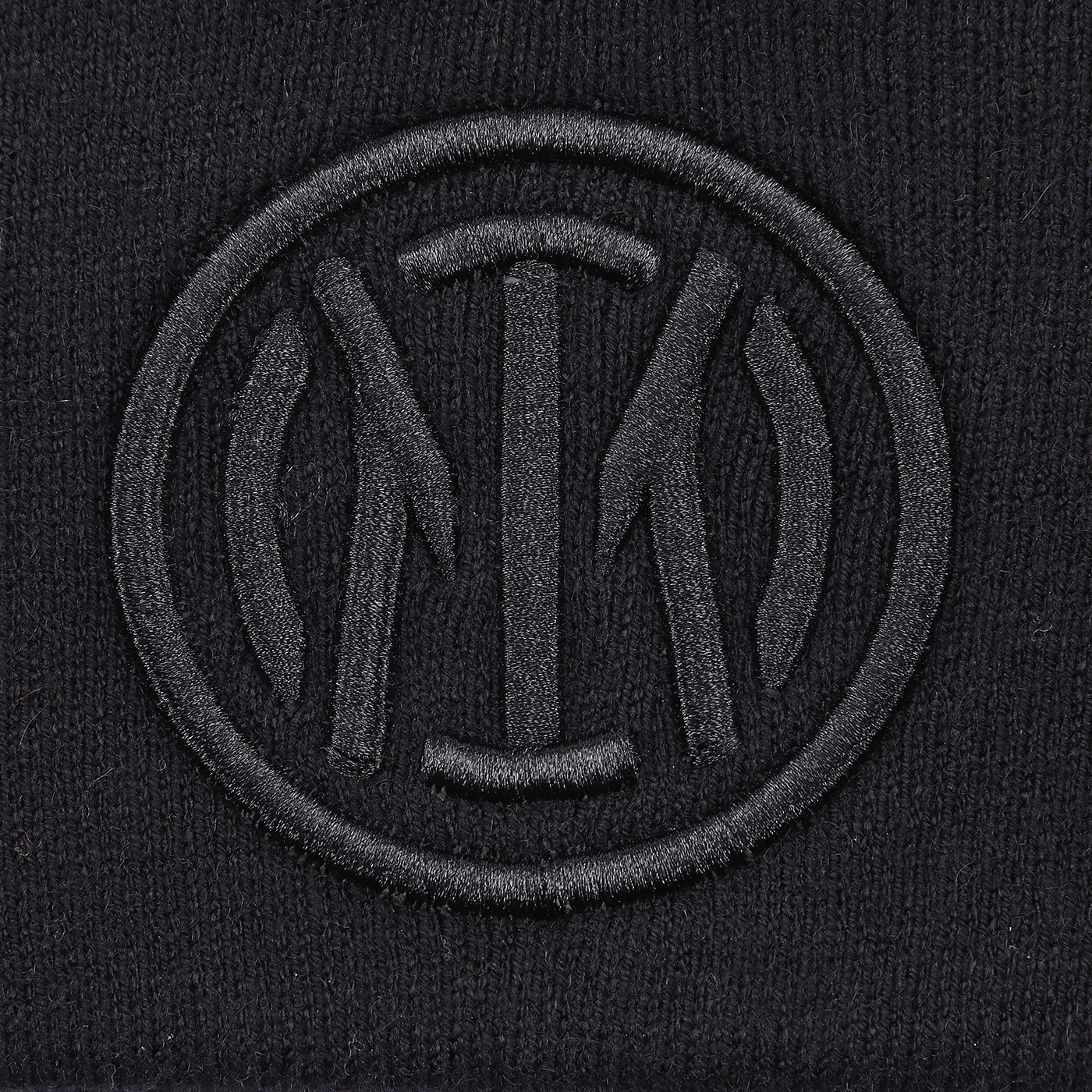 Image IM BEANIE WITH MATCHING EMBROIDERED LOGO - 2 